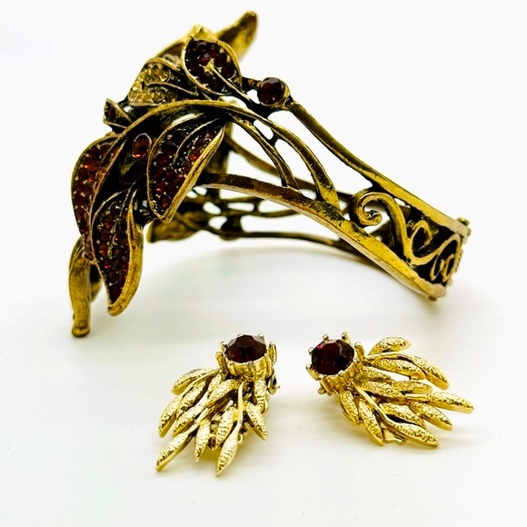 Rhinestone Watch Bracelet & Topaz Earrings - Picture 9 of 14